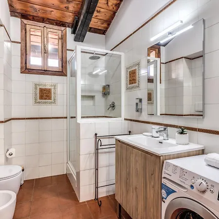 Elena Vatican 別荘 ローマ